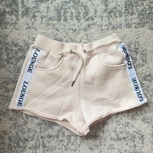 Lounge cream shorts